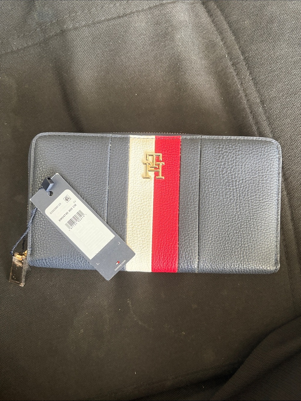 Tommy Hilfiger Navy Wallet with Red and White Center Stripe